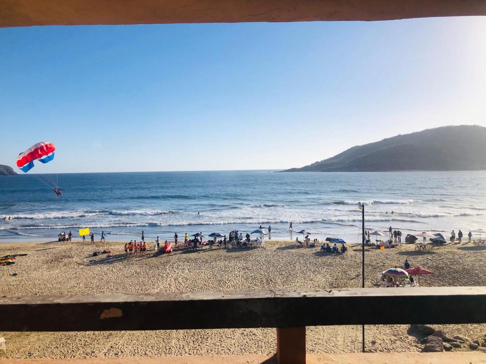 Playa Suites Mazatlán Rum bild