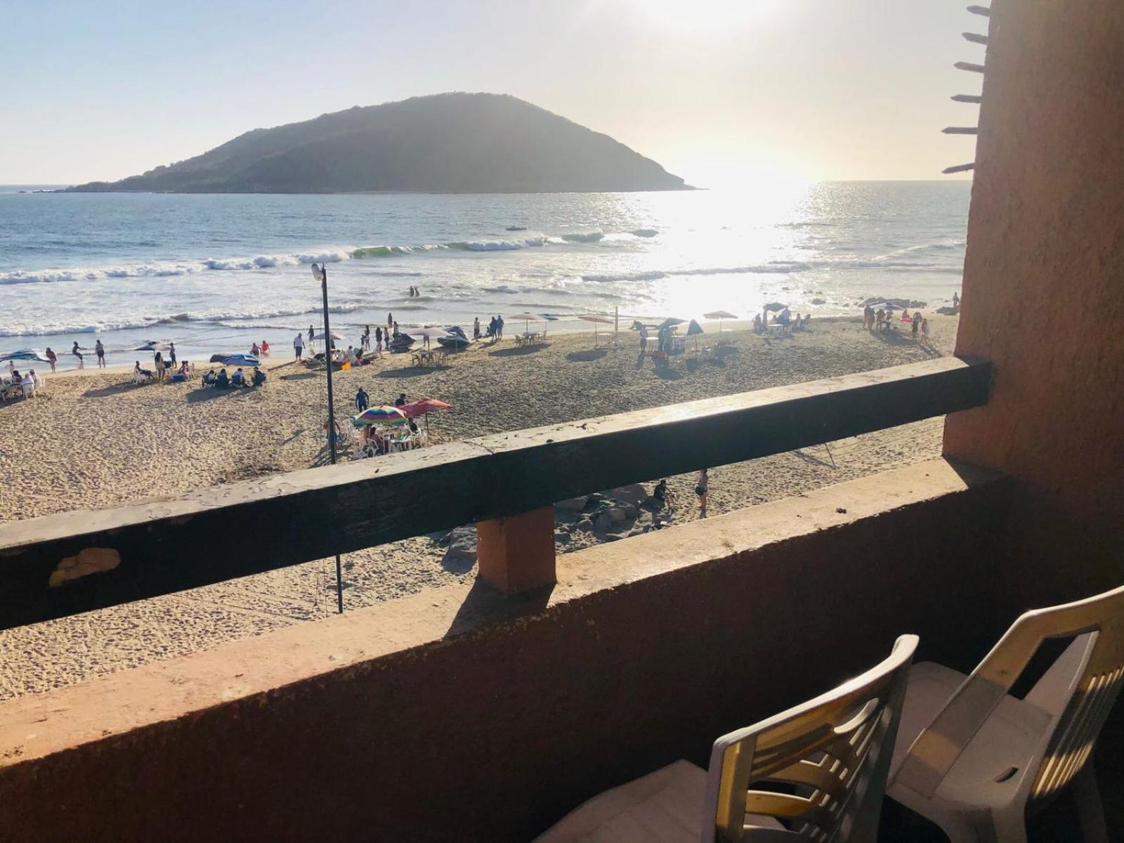 Playa Suites Mazatlán Rum bild